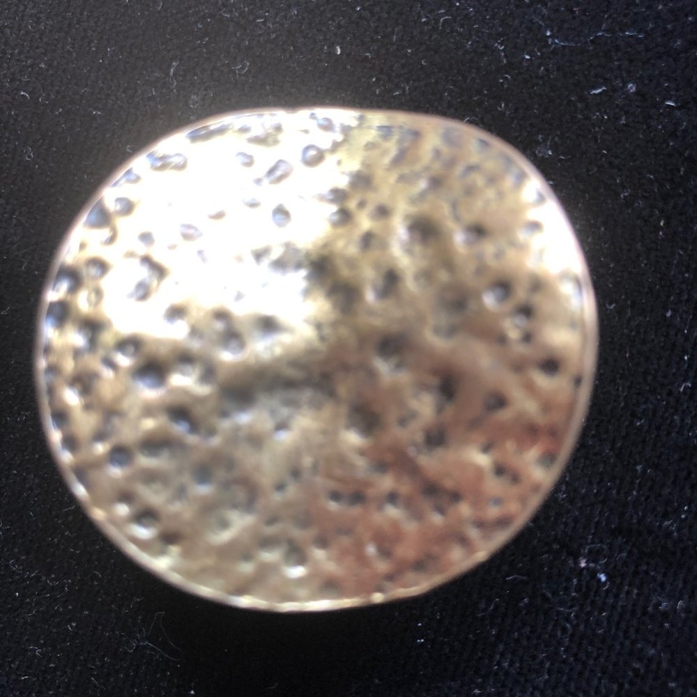 ring - hammered brass - Picture 4 of 4